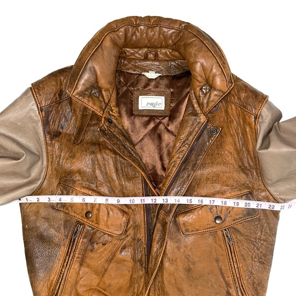 SOLD 💕Vintage Rage Distressed Leather Bomber Jacket - Picture 9 of 13